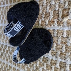 UGG Fluff Yeah Slides Toddler Size 6